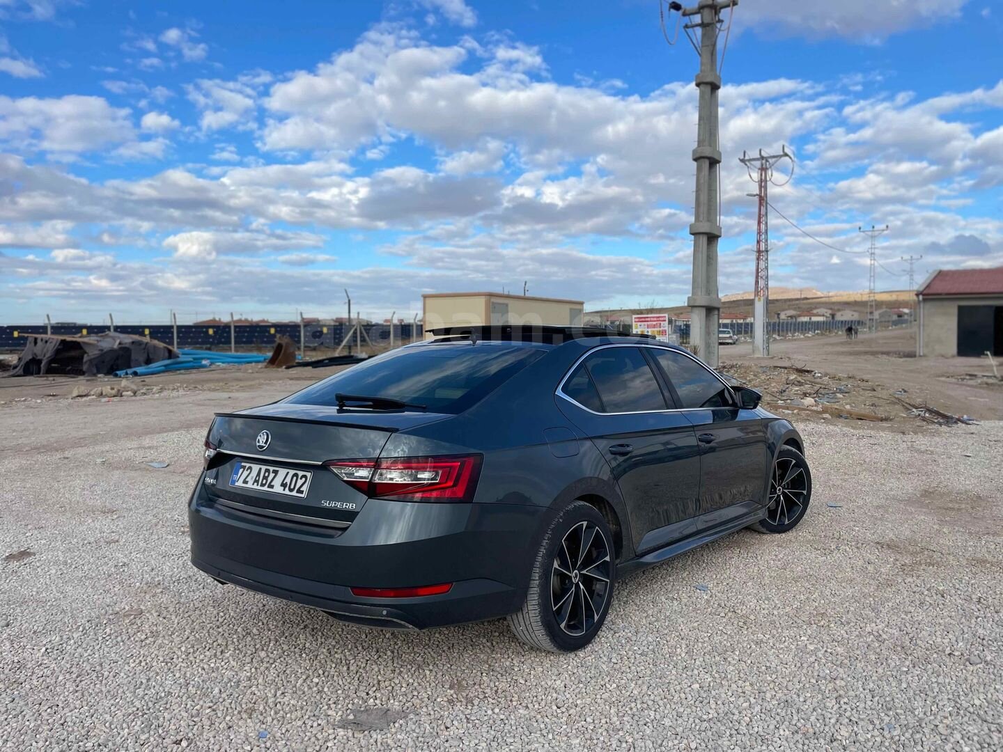 Sahibinden Skoda SuperB 1.6 TDI Prestige 2017 Model Batman 231.000 km Gri 4