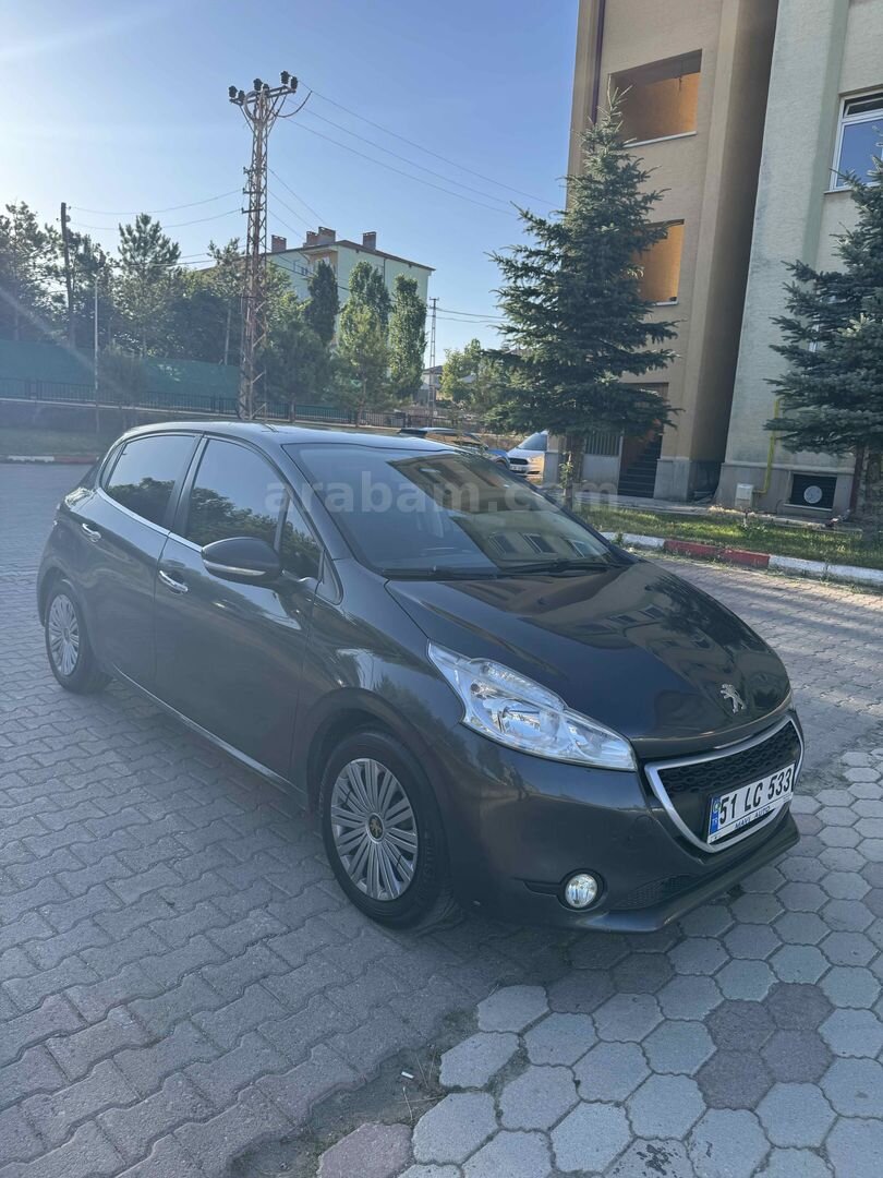 Sahibinden Peugeot 208 1.0 VTi Access 2013 Model Sivas 225.000 km Gri (titanyum) 3