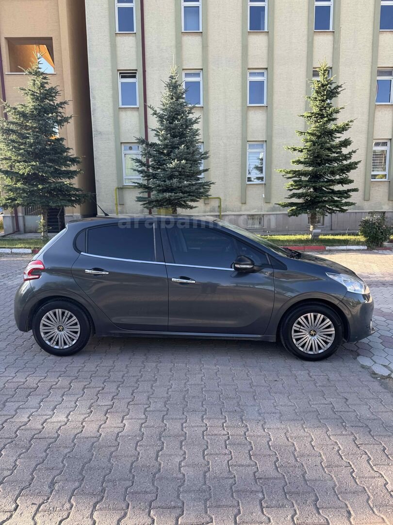 Sahibinden Peugeot 208 1.0 VTi Access 2013 Model Sivas 225.000 km Gri (titanyum) 4