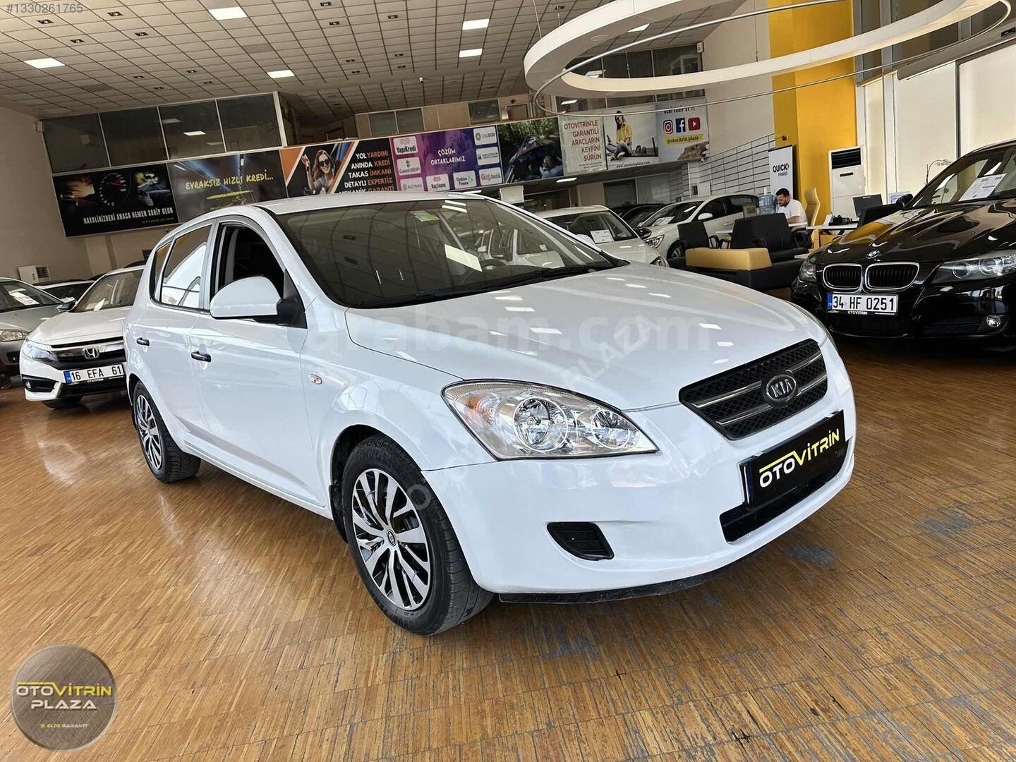 Galeriden Kia Ceed 1.6 CRDi Cool 2009 Model İzmir 211.000 km Beyaz 3