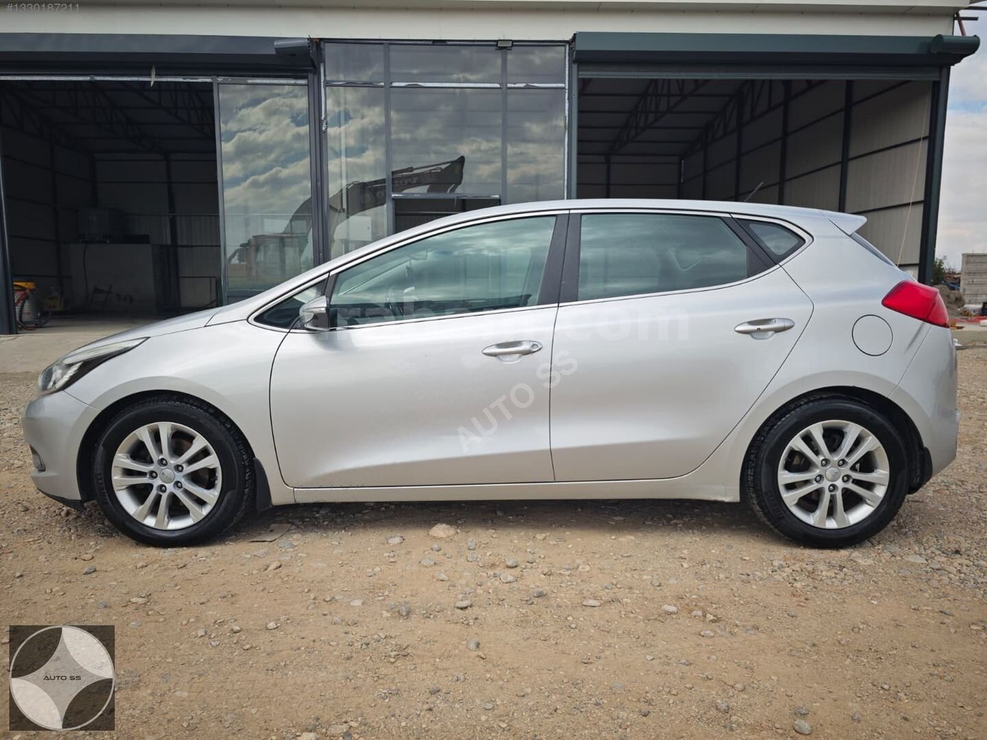Galeriden Kia Ceed 1.6 CRDi Concept 2012 Model Malatya 237.000 km Gri 7