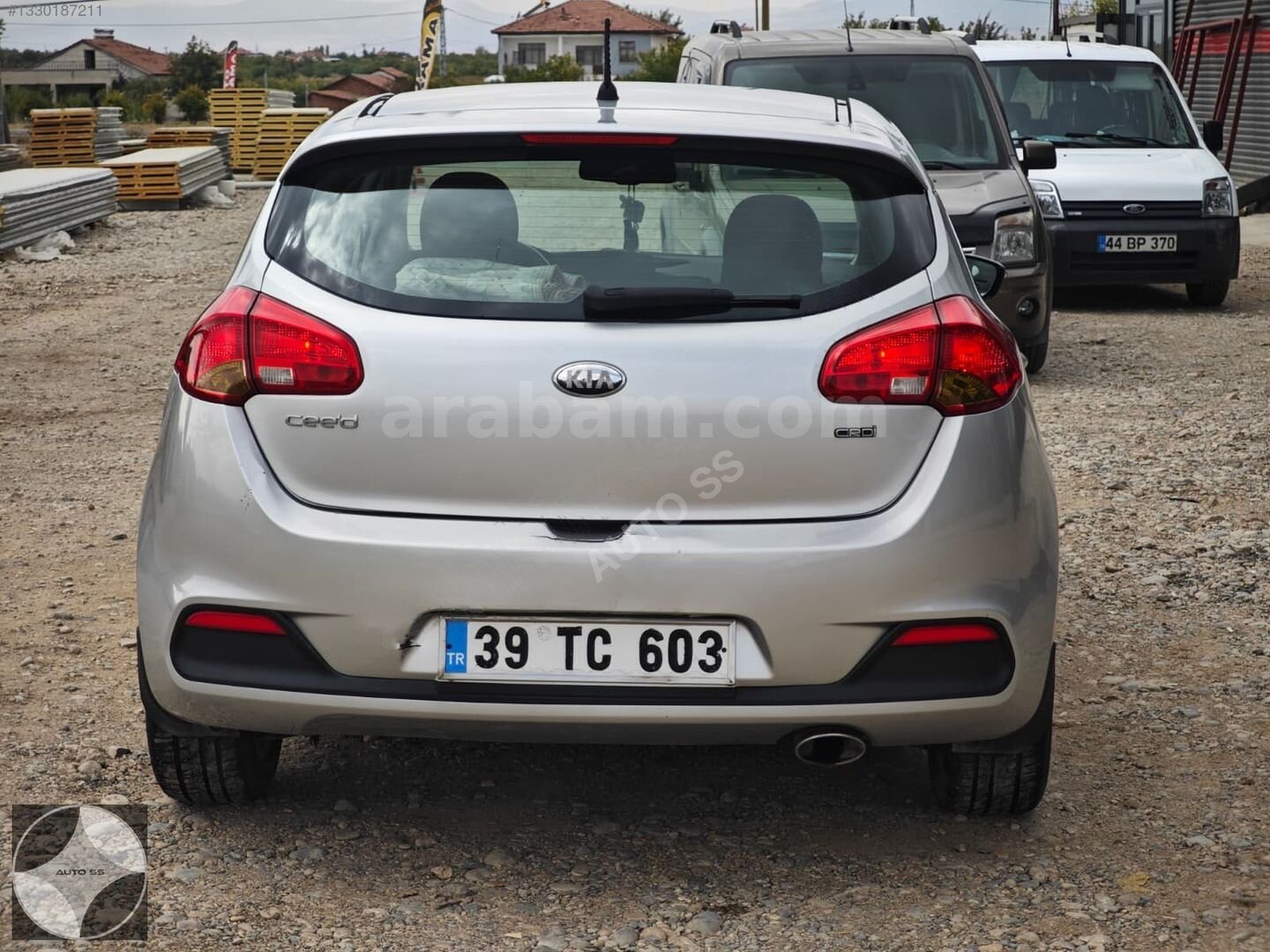Galeriden Kia Ceed 1.6 CRDi Concept 2012 Model Malatya 237.000 km Gri 5