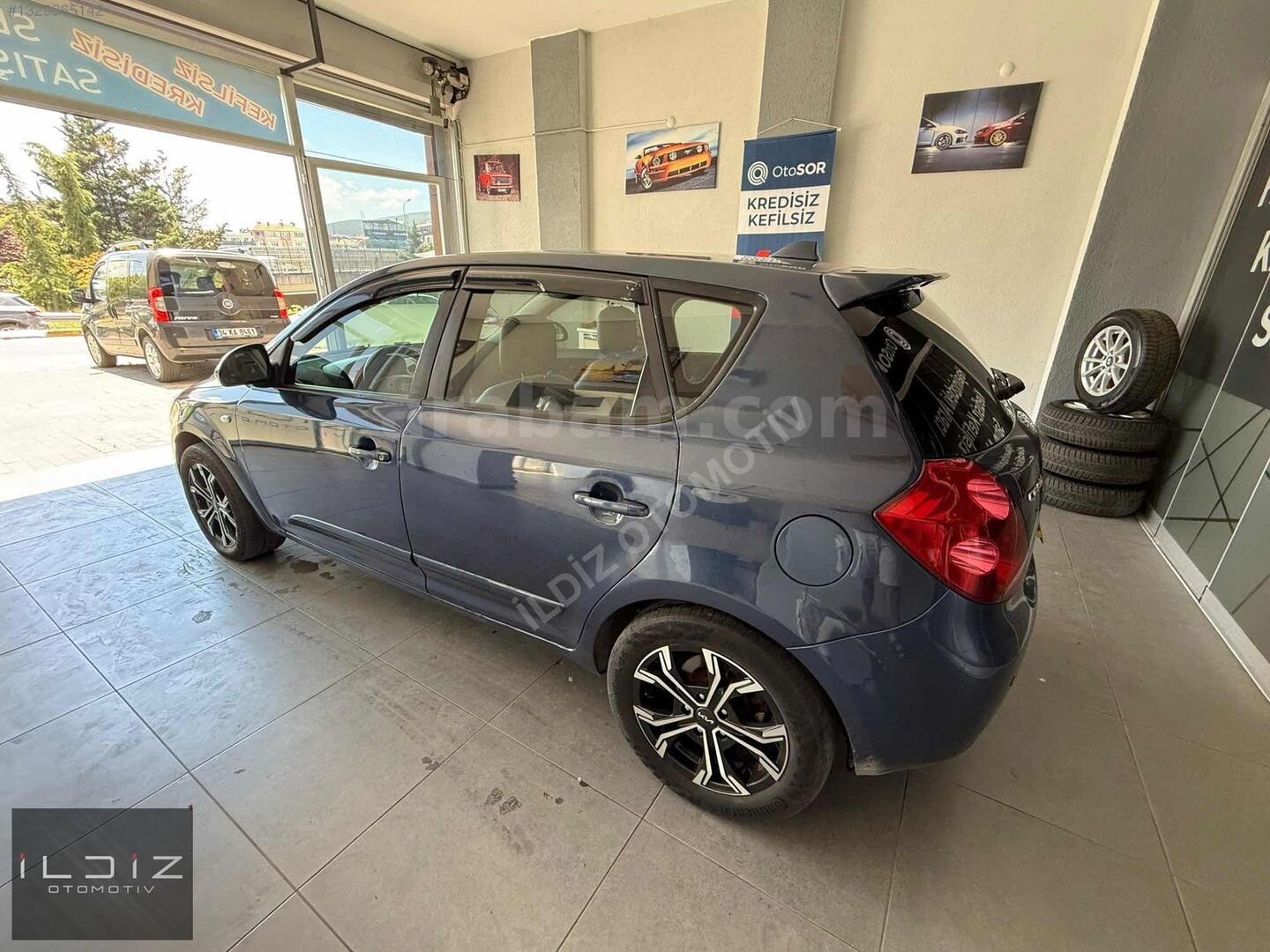 Galeriden Kia Ceed 1.6 CRDi Motion 2008 Model İstanbul 312.000 km Mavi 7