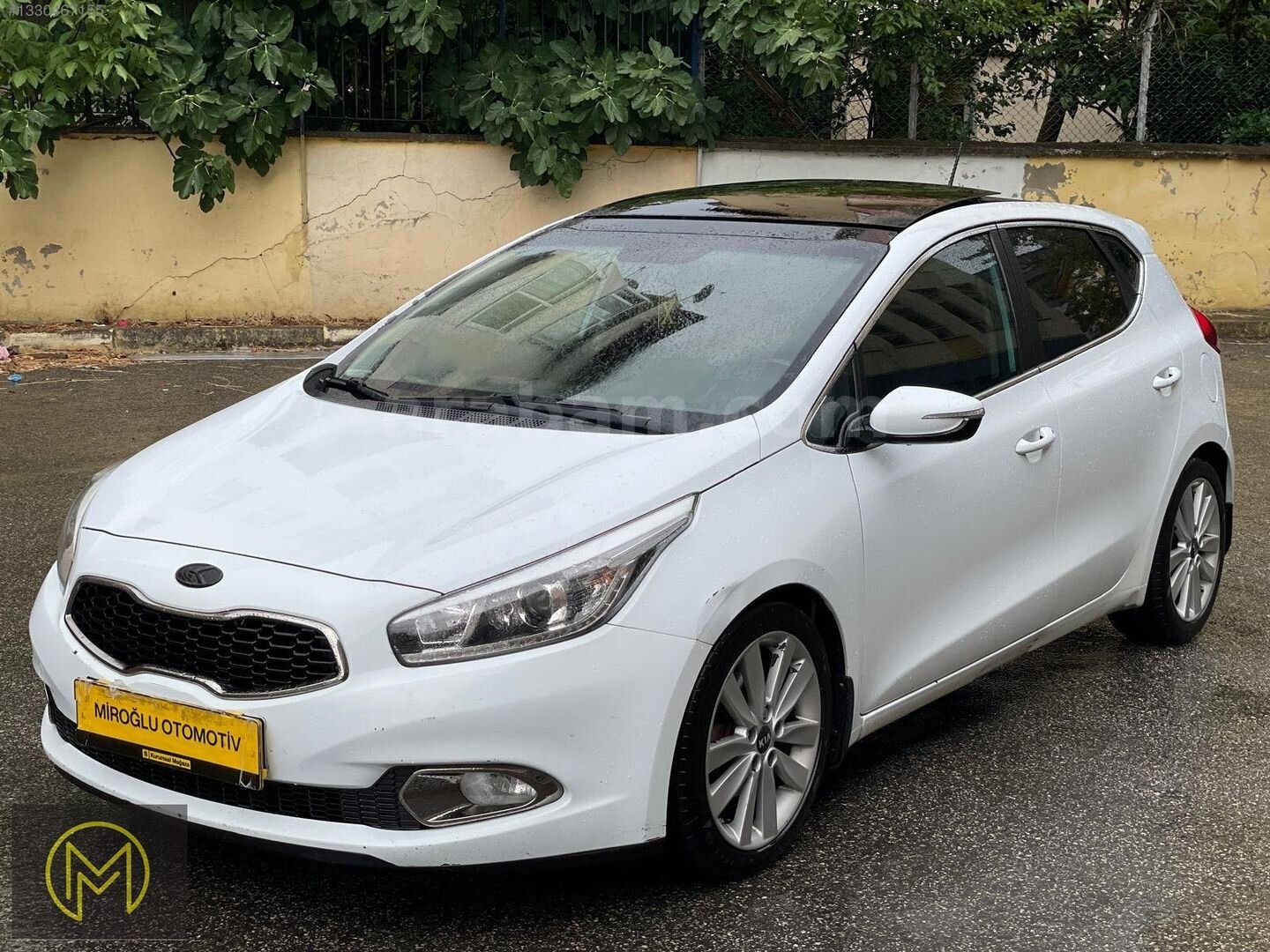Galeriden Kia Ceed 1.6 CRDi Concept Plus 2012 Model İstanbul 215.000 km Beyaz 3