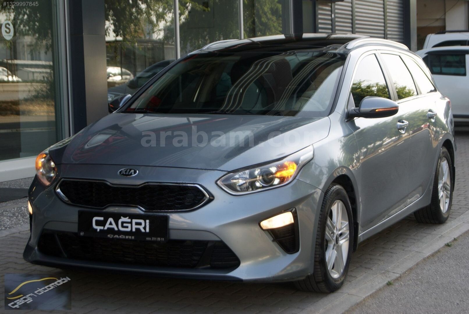 Galeriden Kia Ceed 1.6 CRDi Prestige SW 2020 Model Bursa 135.000 km Gri 5