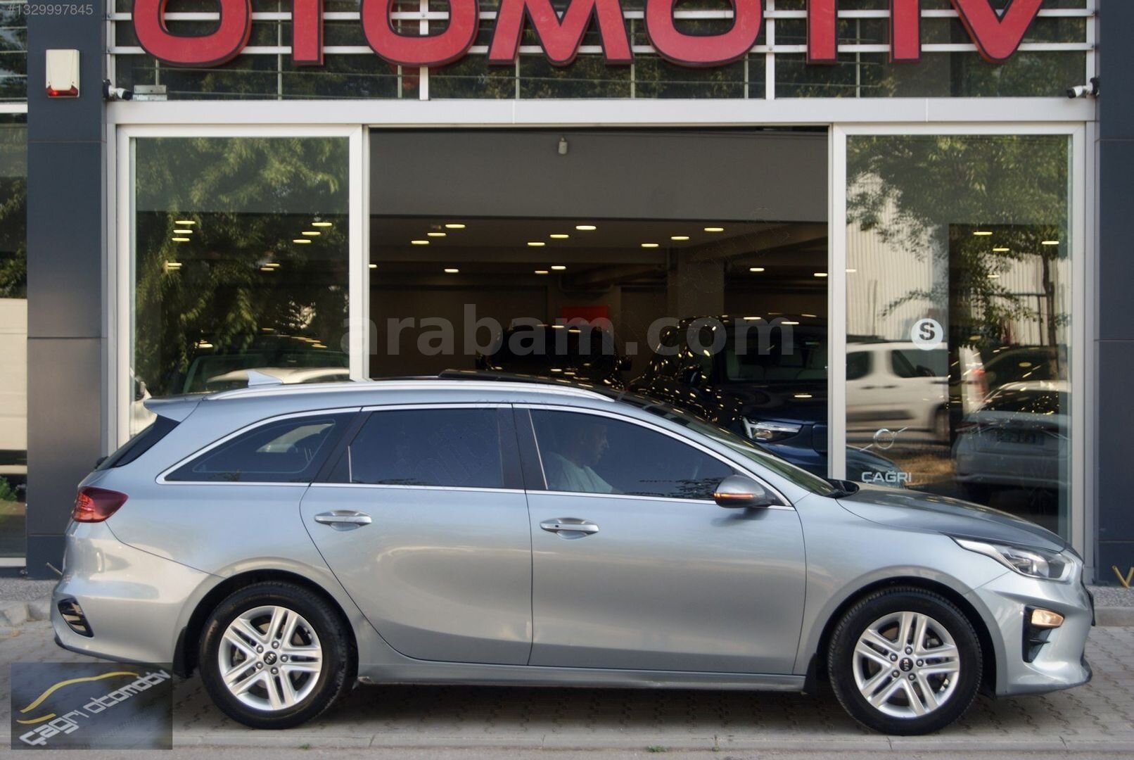 Galeriden Kia Ceed 1.6 CRDi Prestige SW 2020 Model Bursa 135.000 km Gri 7