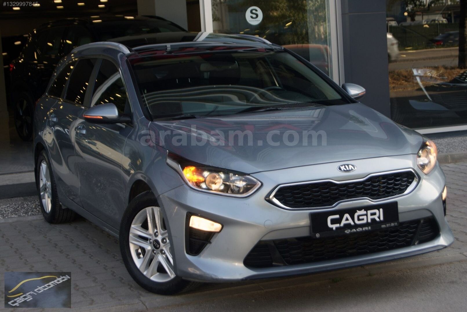 Galeriden Kia Ceed 1.6 CRDi Prestige SW 2020 Model Bursa 135.000 km Gri 2