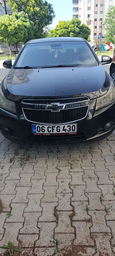 Sahibinden Chevrolet Cruze 1.6 LS 2010 Model Diyarbakır 207.000 km Siyah 6