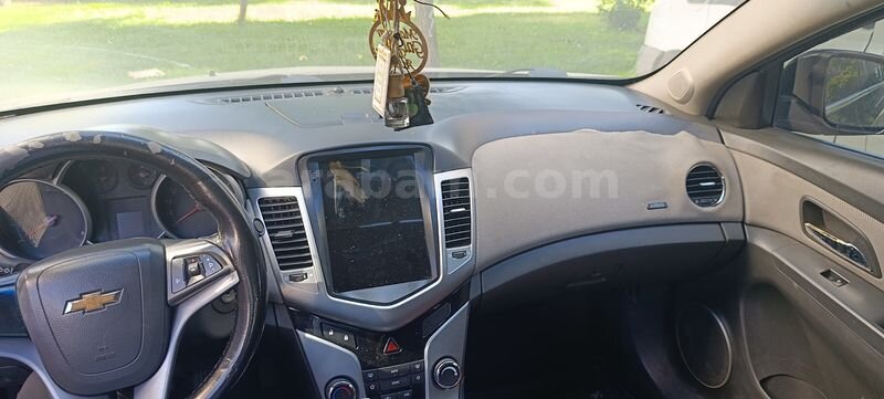 Sahibinden Chevrolet Cruze 1.6 LS 2010 Model Diyarbakır 207.000 km Siyah