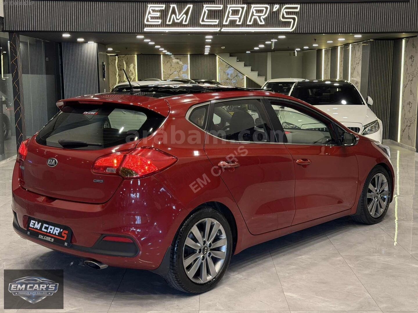 Galeriden Kia Ceed 1.6 CRDi Concept Plus 2013 Model İstanbul 120.000 km Kırmızı 6