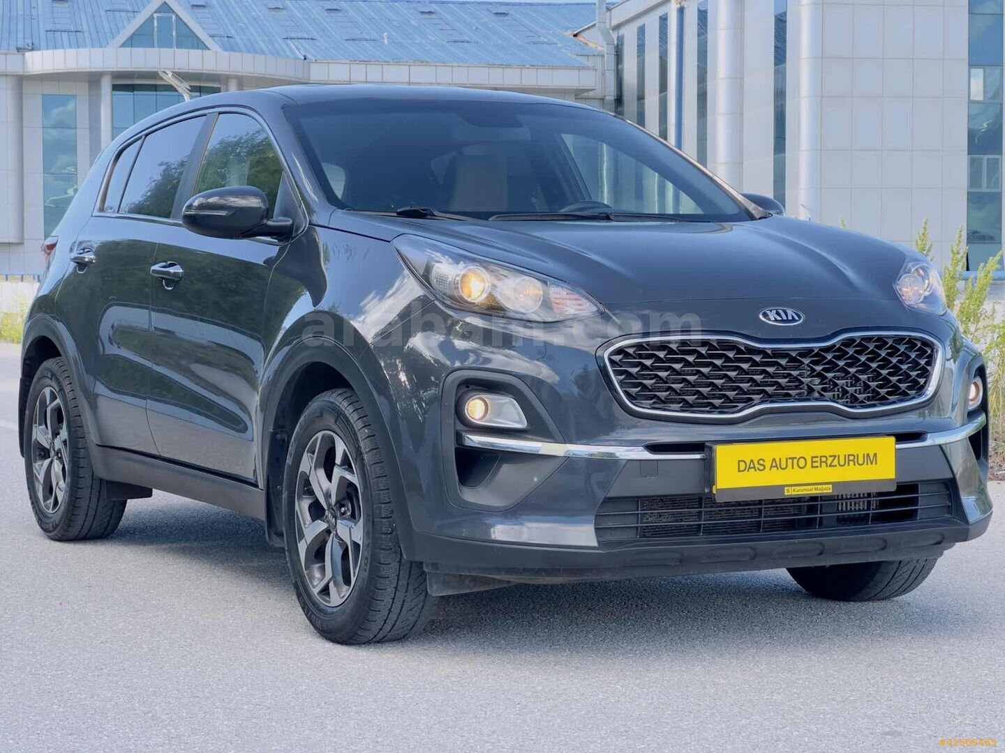 DAS AUTO,DAN KIA SPORTAGE 1.6 CRDİ OTOMATİK HATASIZ BOYASIZ