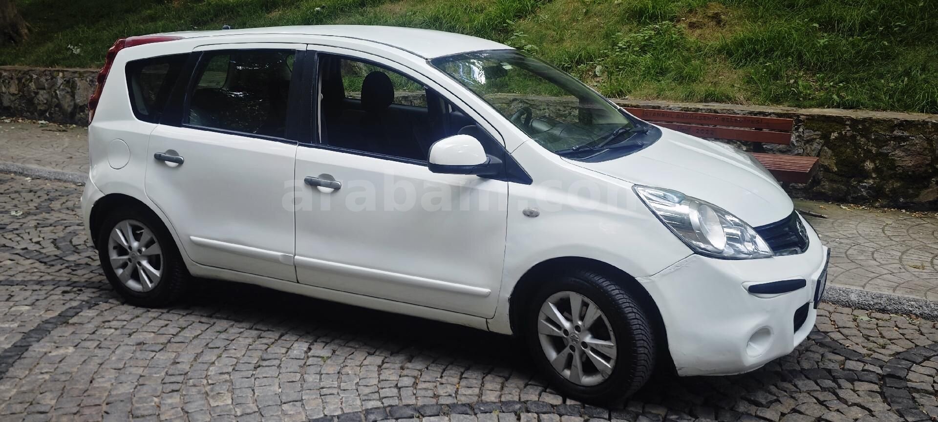 Sahibinden Nissan Note 1.5 dCi Tekna 2011 Model İstanbul 252.000 km Beyaz 2