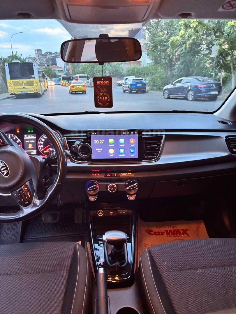 Sahibinden Kia Rio 1.4 CVVT Cool 2021 Model İstanbul 82.000 km Beyaz 5