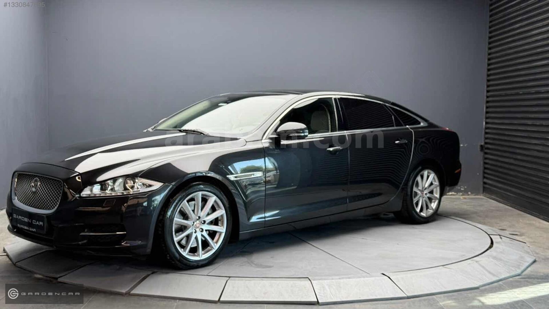 Galeriden Jaguar XJ 2.0i Portfolio 2015 Model İstanbul 79.150 km Gri 7