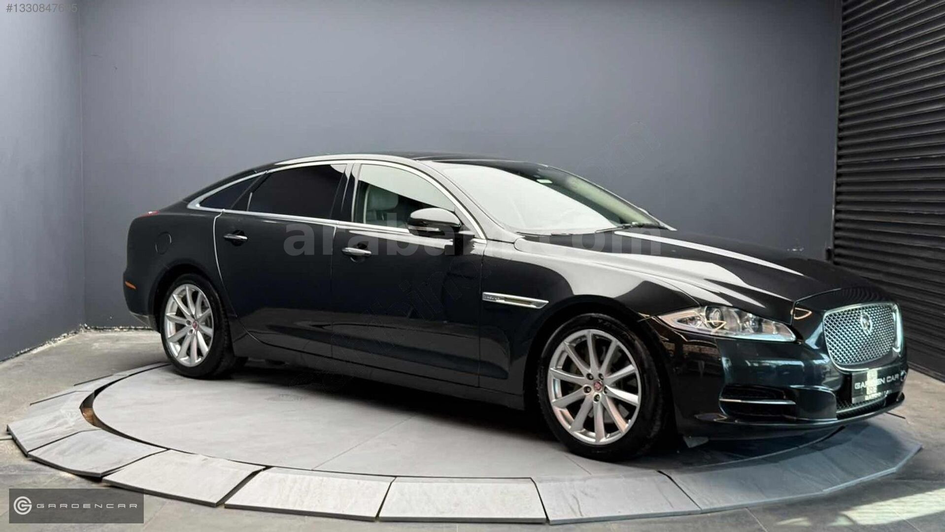 Galeriden Jaguar XJ 2.0i Portfolio 2015 Model İstanbul 79.150 km Gri 1