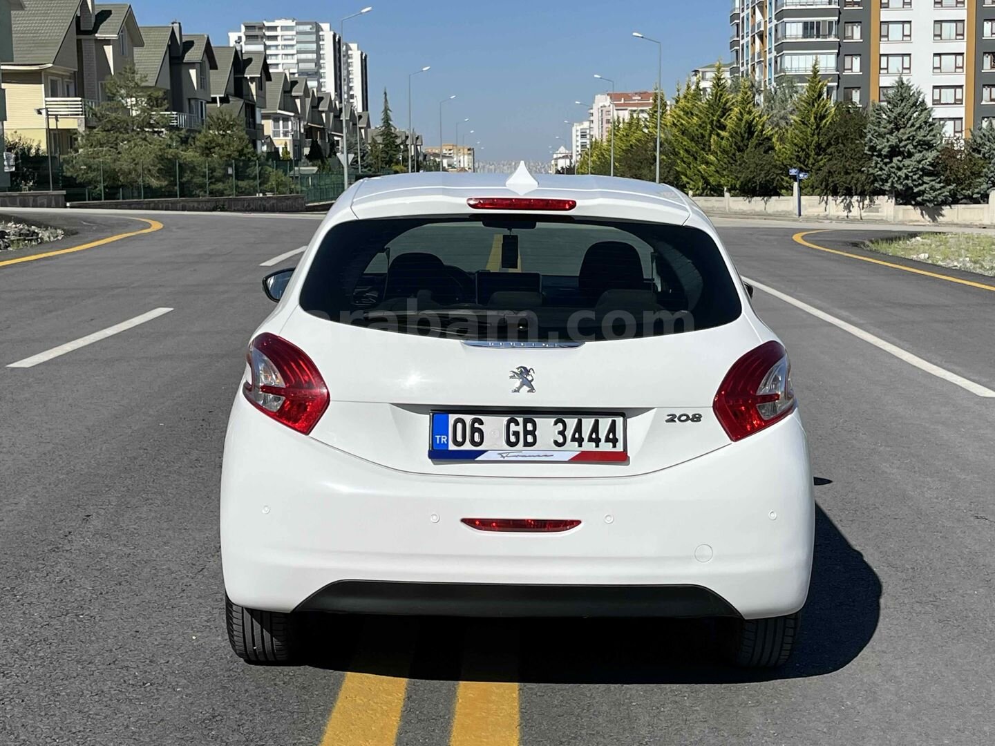 Sahibinden Peugeot 208 1.4 HDi Access 2015 Model Ankara 111.000 km Beyaz 6