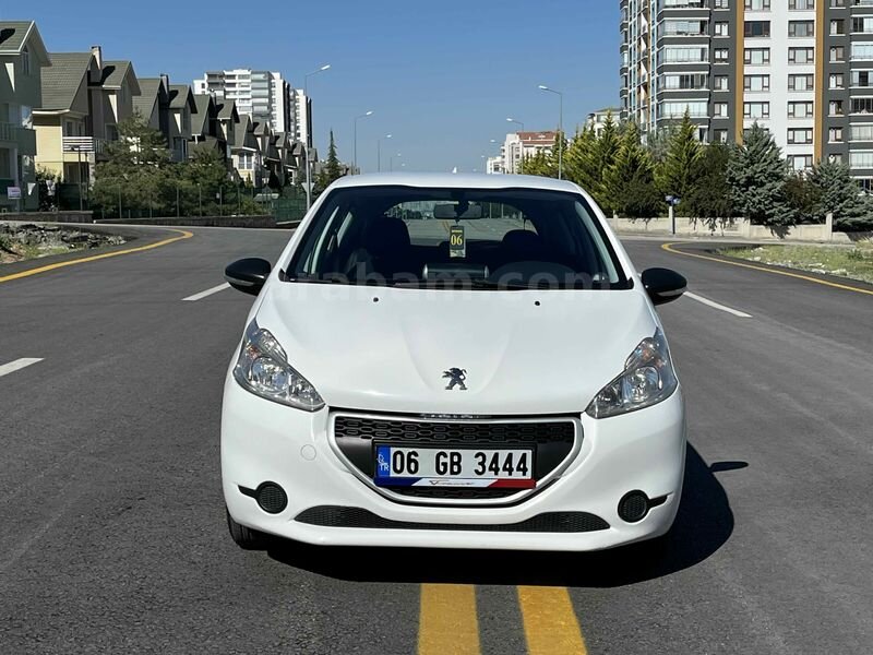 Sahibinden Peugeot 208 1.4 HDi Access 2015 Model Ankara 111.000 km Beyaz