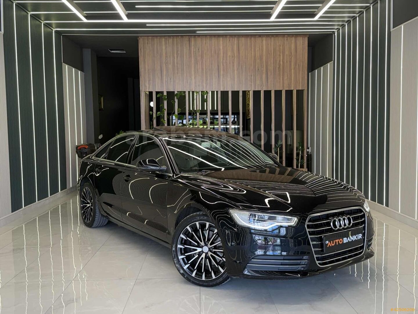 Galeriden Audi A6 Sedan 2.0 TDI 2014 Model Bursa 287.000 km Siyah 3