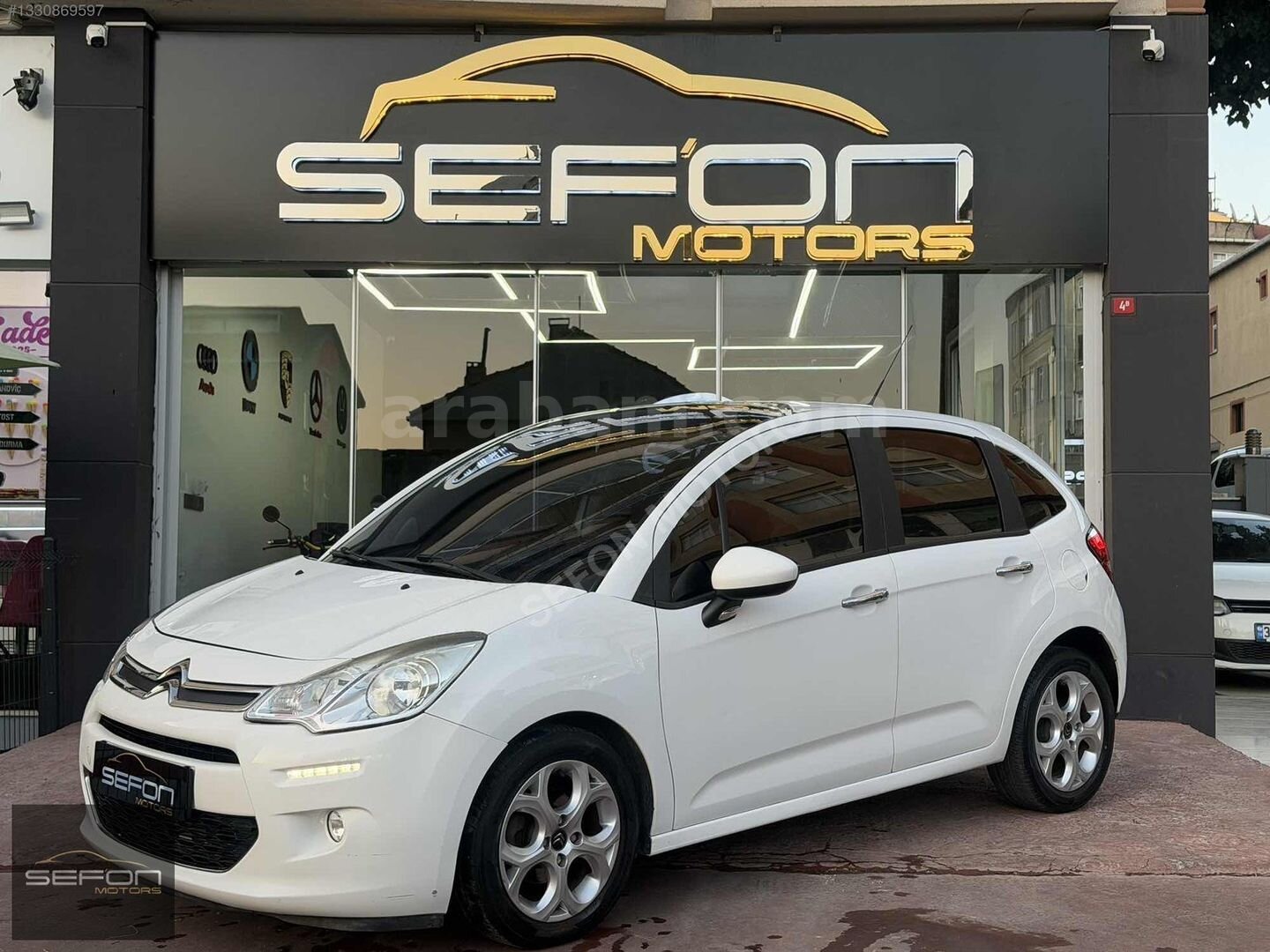 Galeriden Citroen C3 1.2 VTi Cool 2015 Model İstanbul 89.000 km Beyaz 5