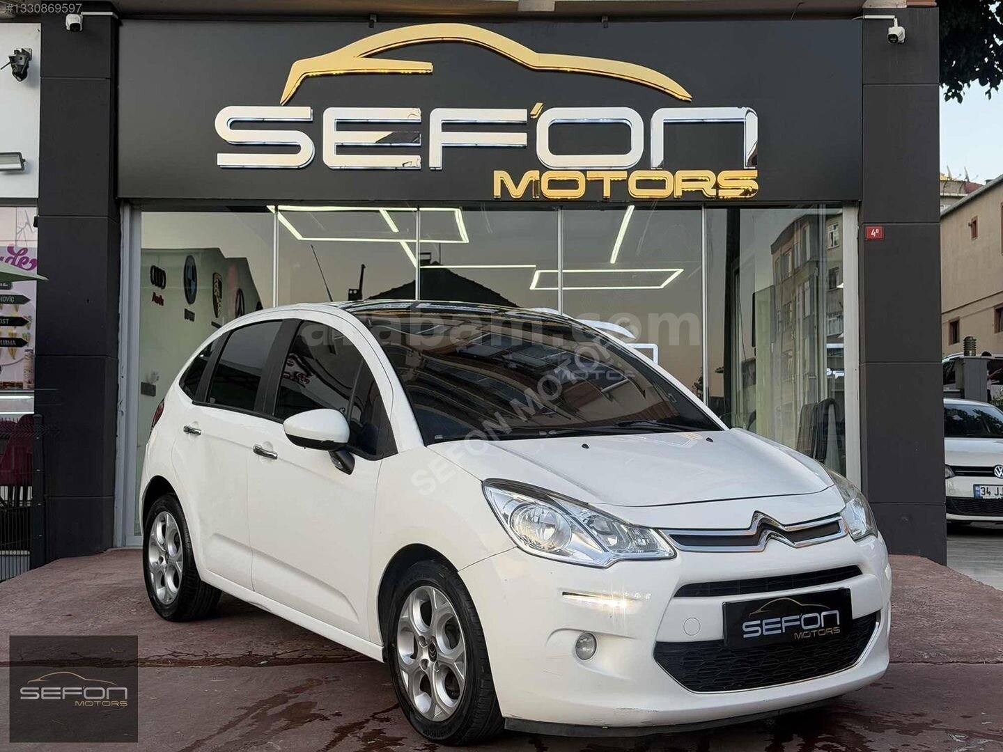 Galeriden Citroen C3 1.2 VTi Cool 2015 Model İstanbul 89.000 km Beyaz 3