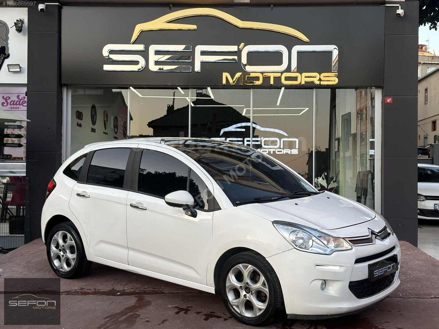 Galeriden Citroen C3 1.2 VTi Cool 2015 Model İstanbul 89.000 km Beyaz 1