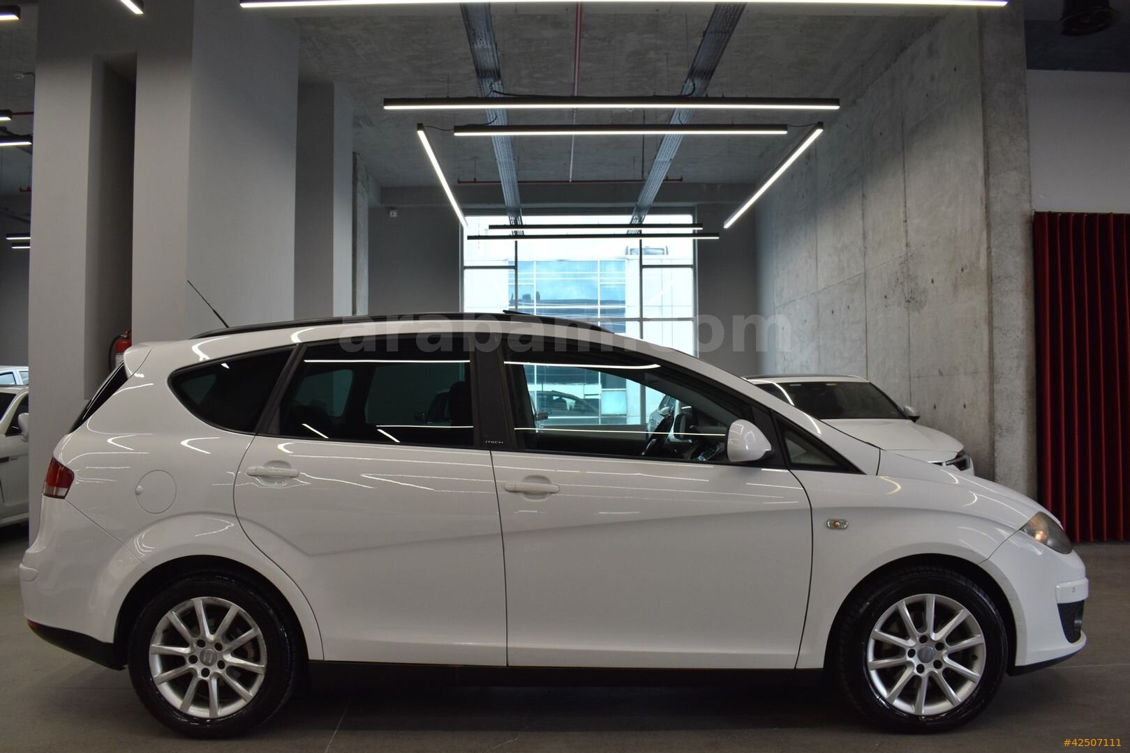 Galeriden Seat Altea 1.6 TDI I-Tech XL 2014 Model İstanbul 194.000 km Beyaz 5