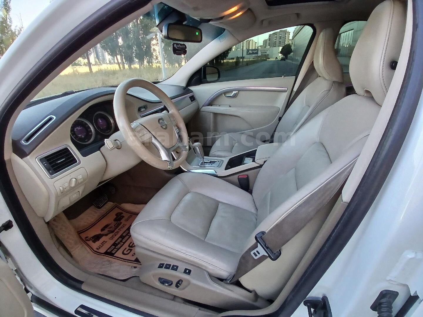 Galeriden Volvo S80 2.4 D5 2011 Model Kayseri 444.000 km Beyaz 5
