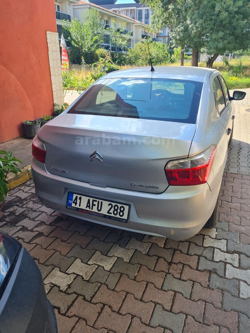Galeriden Citroen C-Elysée 1.6 HDi Confort 2013 Model Kocaeli 308.000 km Gri (Gümüş) 3