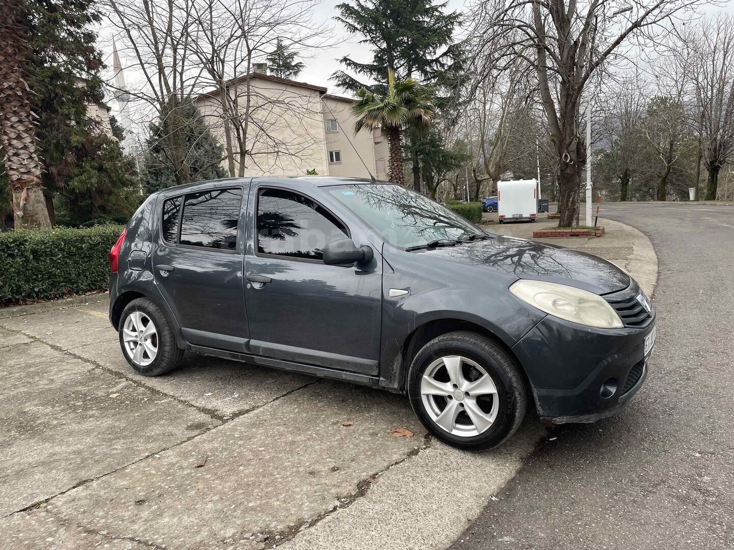 Sahibinden Dacia Sandero 1.4 Ambiance 2009 Model Zonguldak 140.000 km Füme 2