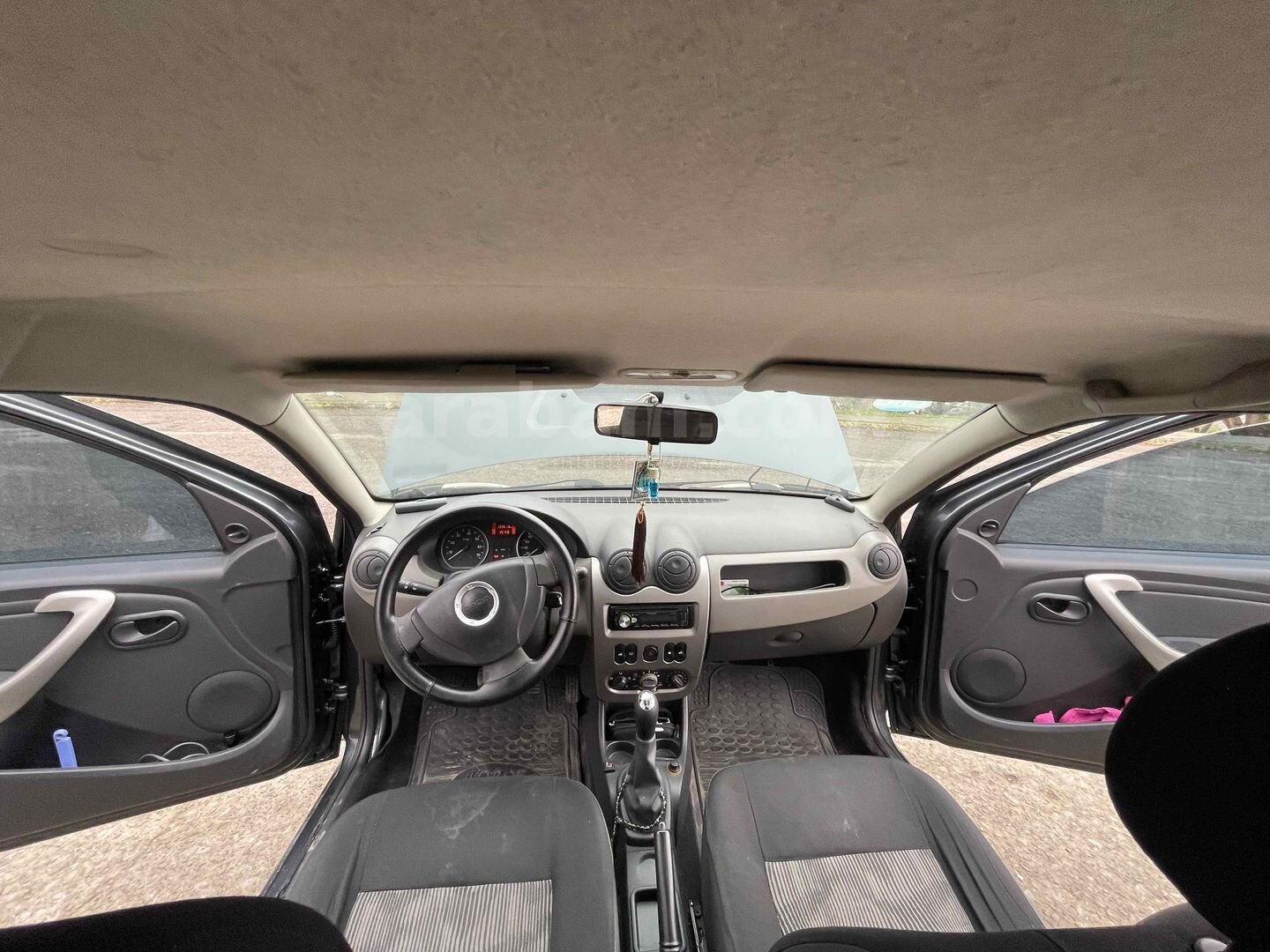 Sahibinden Dacia Sandero 1.4 Ambiance 2009 Model Zonguldak 140.000 km Füme 7