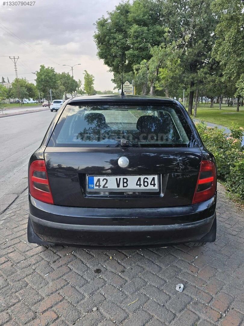 Galeriden Skoda Fabia 1.4 Comfort 2001 Model Konya 205.000 km Siyah 3