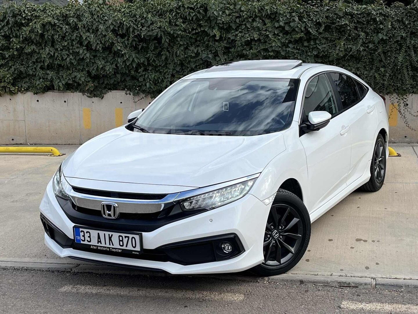 Galeriden Honda Civic 1.6i VTEC Eco Elegance 2021 Model Kırıkkale 78.000 km Beyaz 2