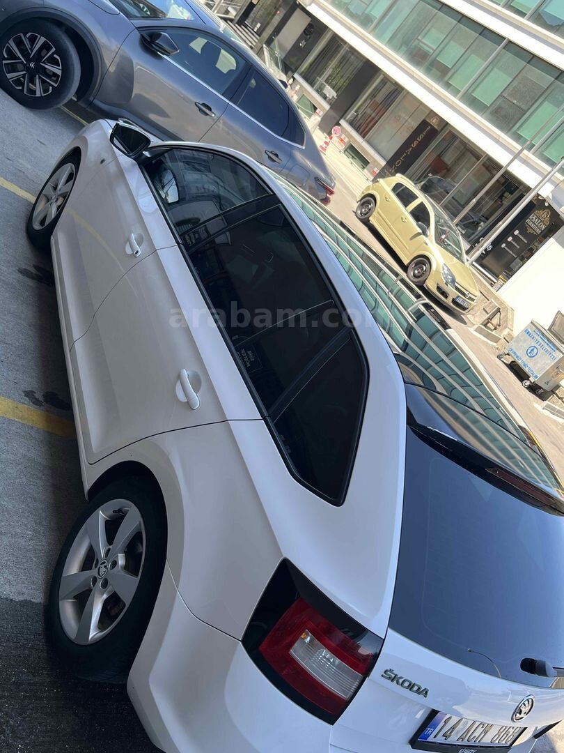Sahibinden Skoda Rapid 1.6 CR TDI Elegance 2014 Model İstanbul 180.000 km Beyaz 2
