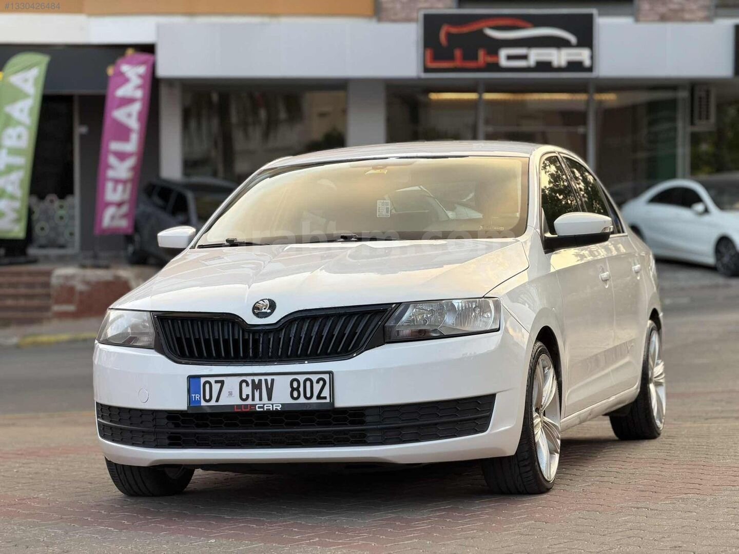 Galeriden Skoda Rapid 1.4 TDI Ambition 2015 Model Antalya 258.000 km Beyaz 3