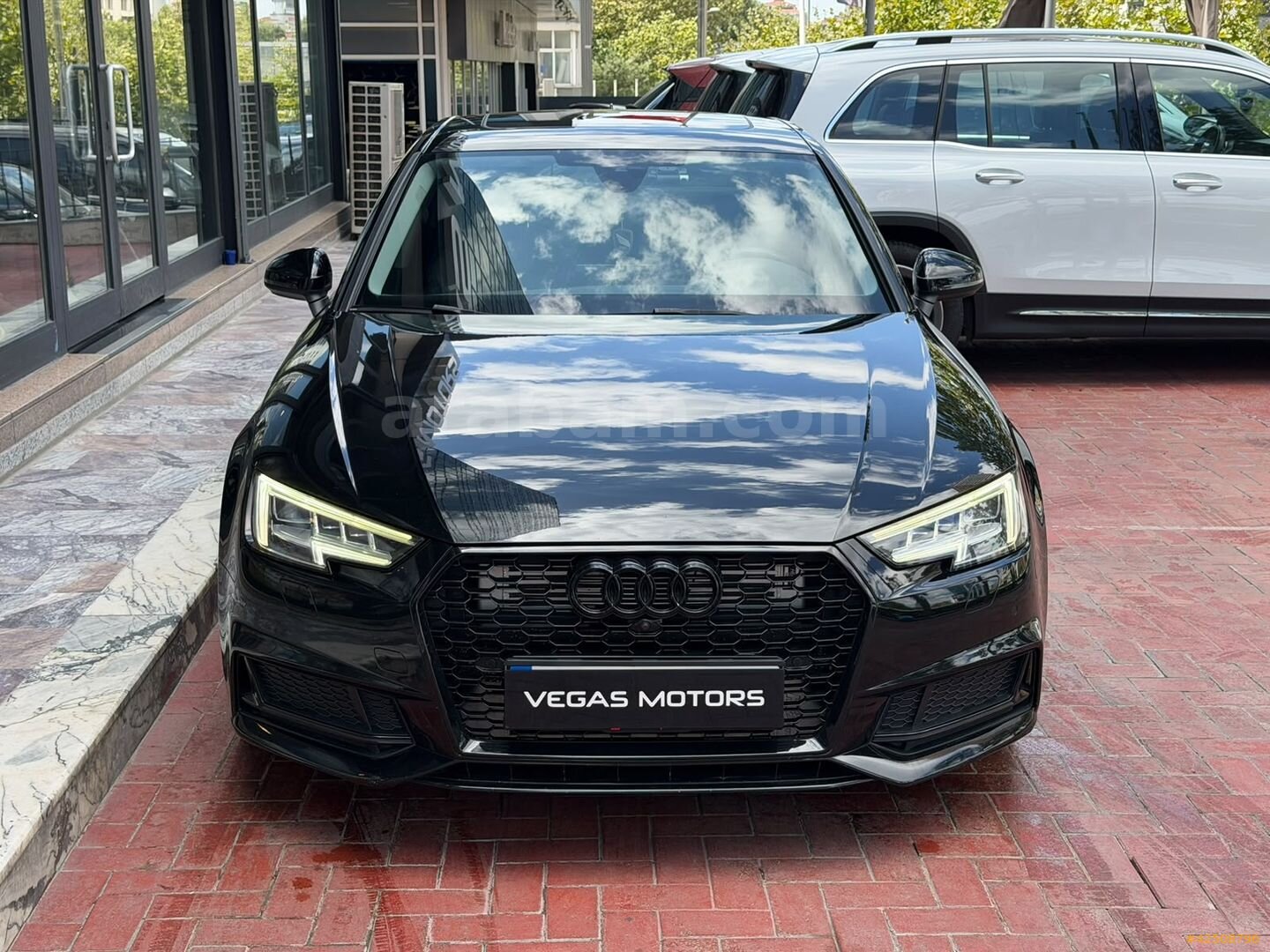 Galeriden Audi A4 Sedan 2.0 TFSI Quattro Sport 2016 Model İstanbul 169.700 km Siyah 4