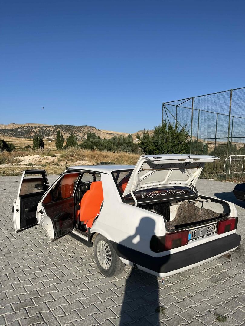 Sahibinden Tofaş Şahin 1.6 1993 Model Afyonkarahisar 80.000 km Beyaz 3