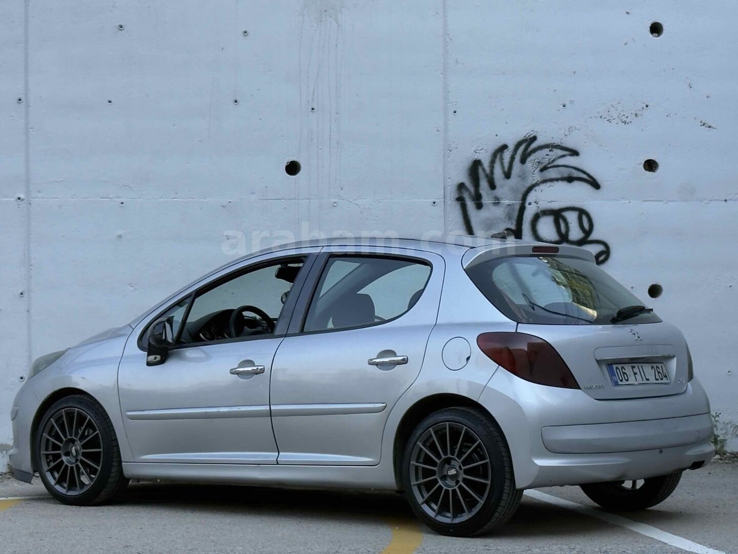 Sahibinden Peugeot 207 1.4 HDi Trendy 2006 Model Ankara 243.000 km Gri (Gümüş) 5