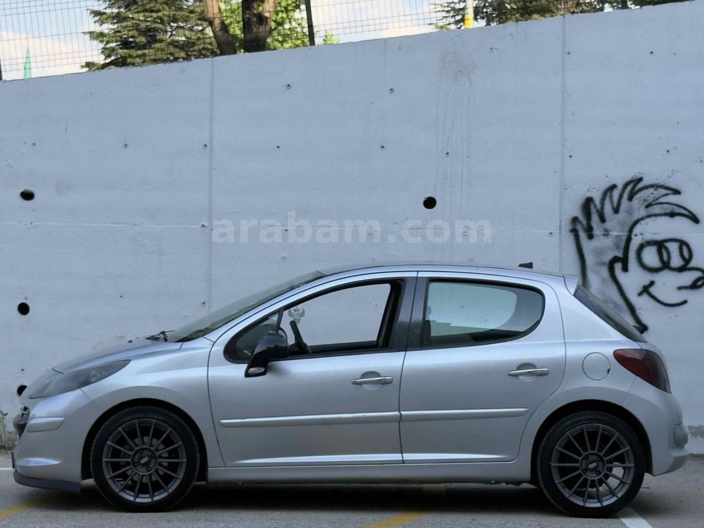 Sahibinden Peugeot 207 1.4 HDi Trendy 2006 Model Ankara 243.000 km Gri (Gümüş) 4