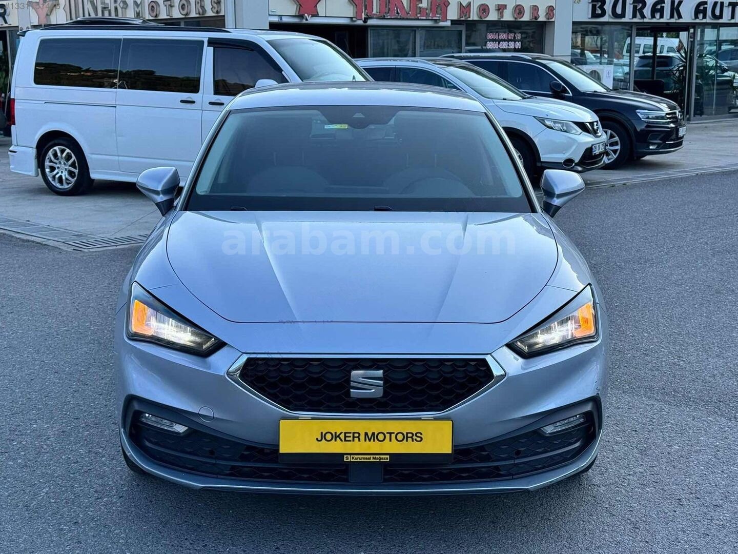 Galeriden Seat Leon 1.0 eTSI Style 2022 Model Trabzon 140.000 km Gri 1
