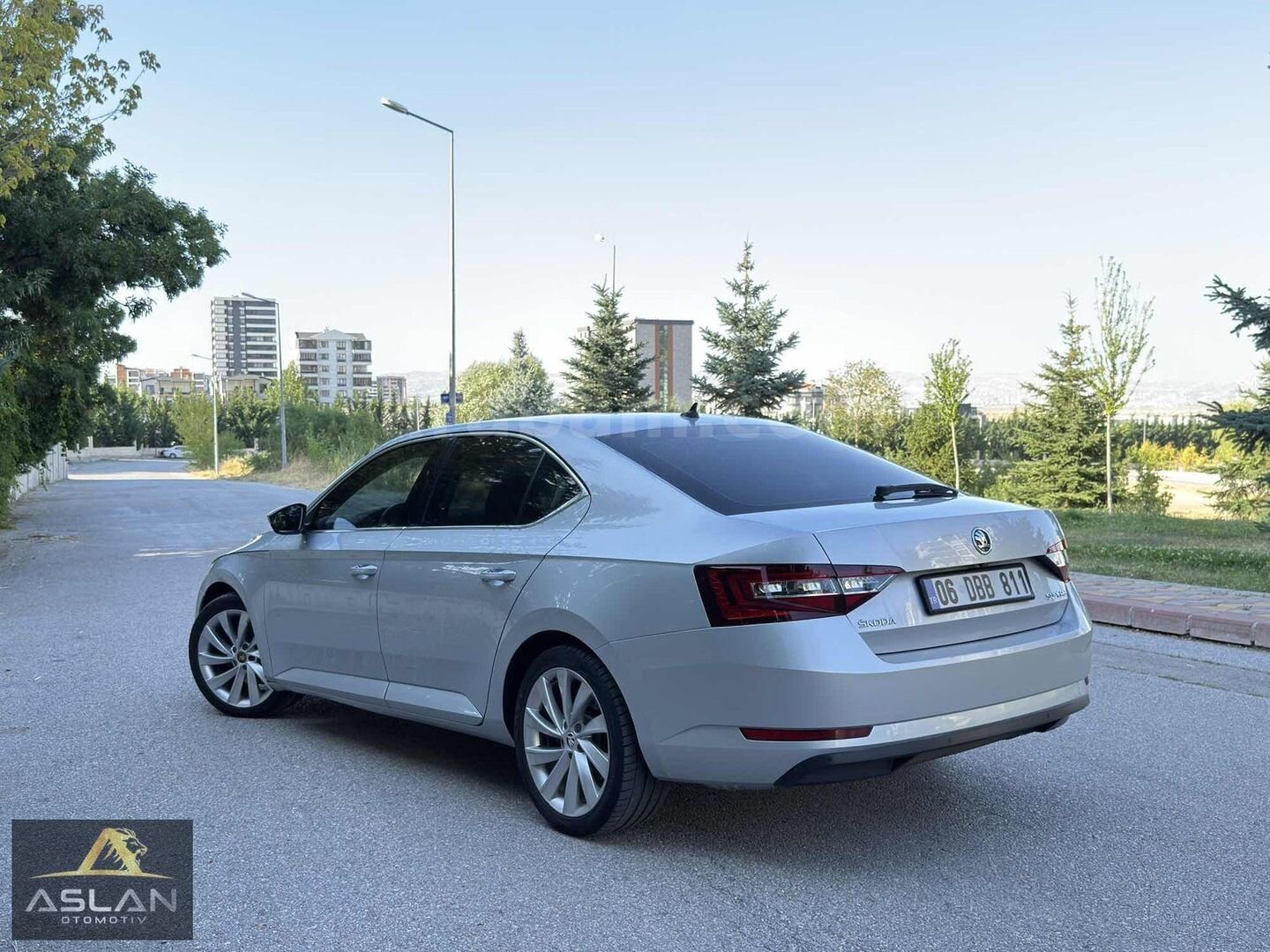 Galeriden Skoda SuperB 1.4 TSI Prestige 2017 Model Ankara 265.000 km Gri 6