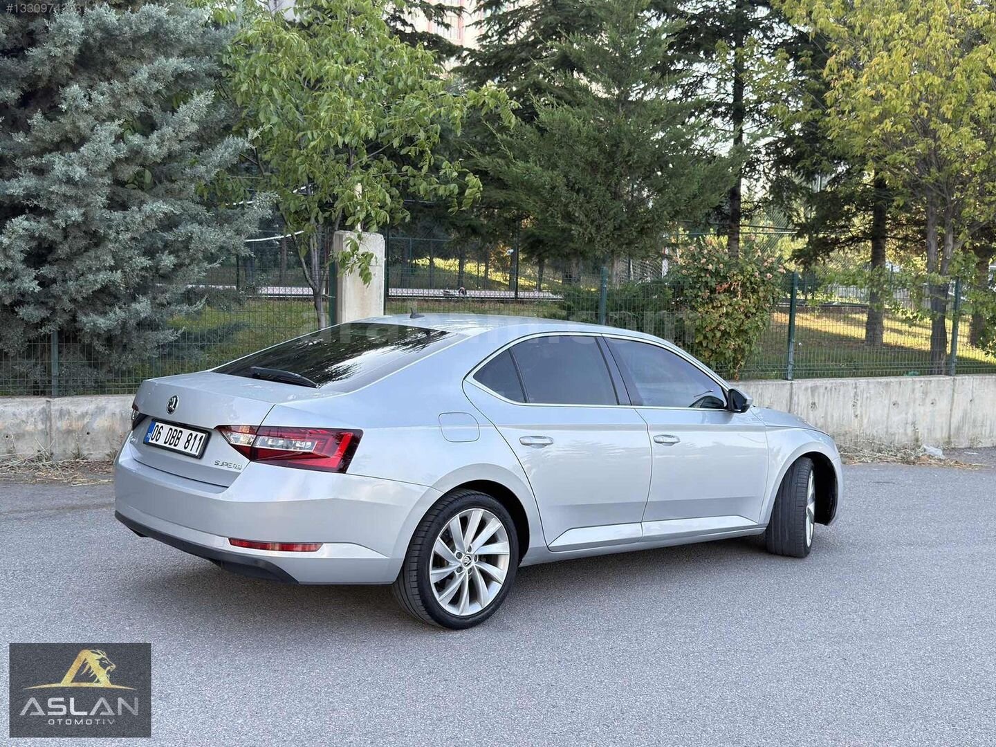 Galeriden Skoda SuperB 1.4 TSI Prestige 2017 Model Ankara 265.000 km Gri 7