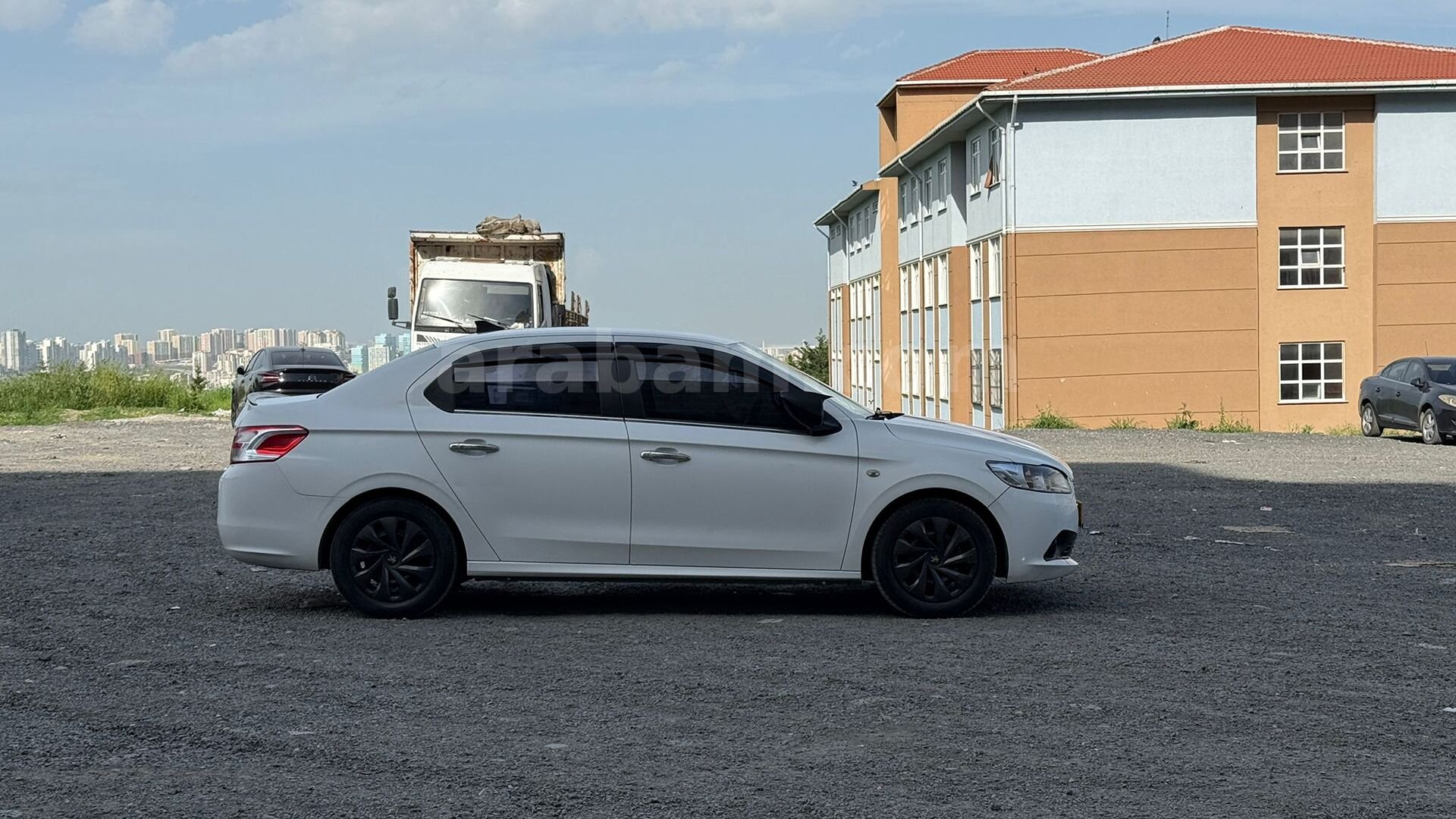 Sahibinden Peugeot 301 1.6 HDi Active 2014 Model İstanbul 262.000 km Beyaz 3