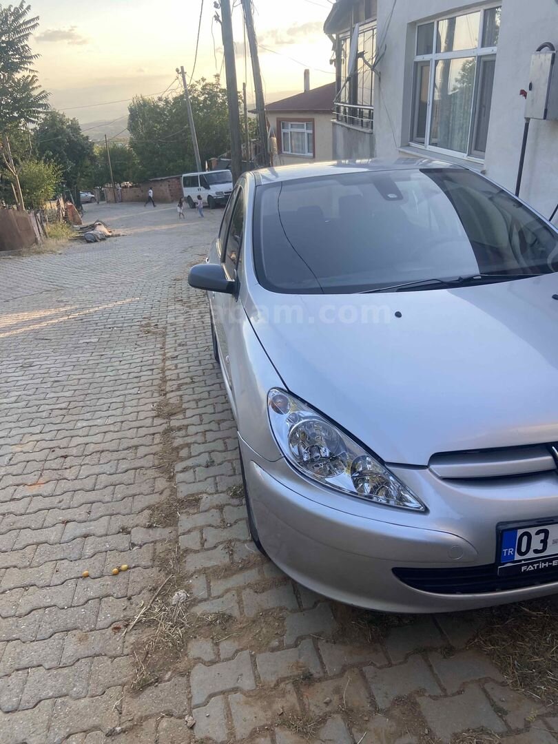 Sahibinden Peugeot 307 1.6 HDi XS 2005 Model Kocaeli 364.000 km Gri 4