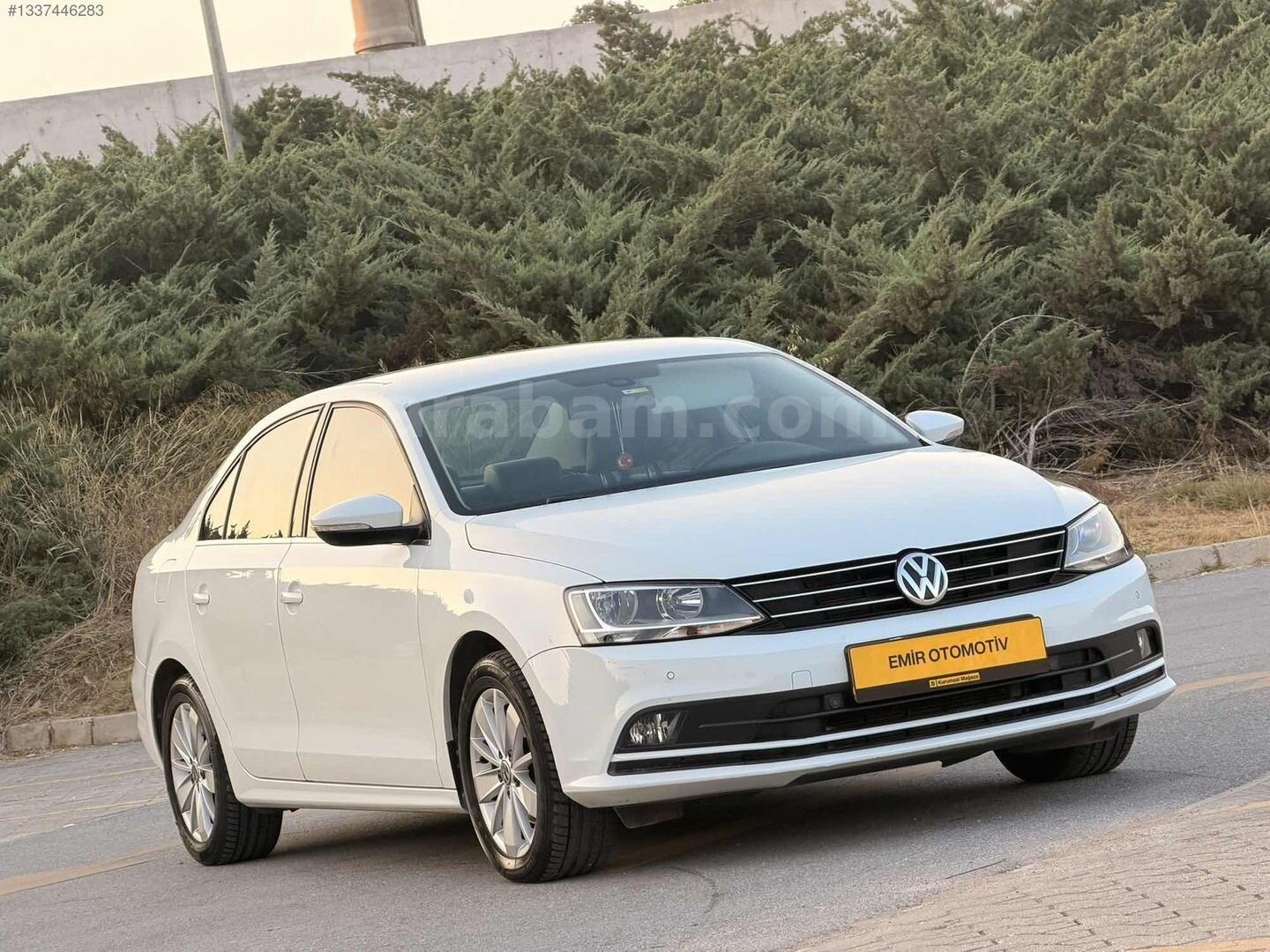 Galeriden Volkswagen Jetta 1.4 TSi BlueMotion Comfortline 2016 Model Adana 49.000 km Beyaz 5