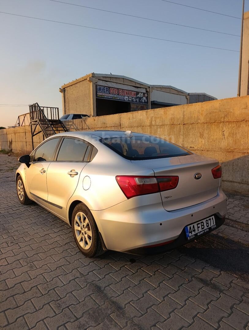 Sahibinden Kia Rio 1.4 CVVT Comfort 2017 Model Şanlıurfa 122.000 km Gri (Gümüş) 5