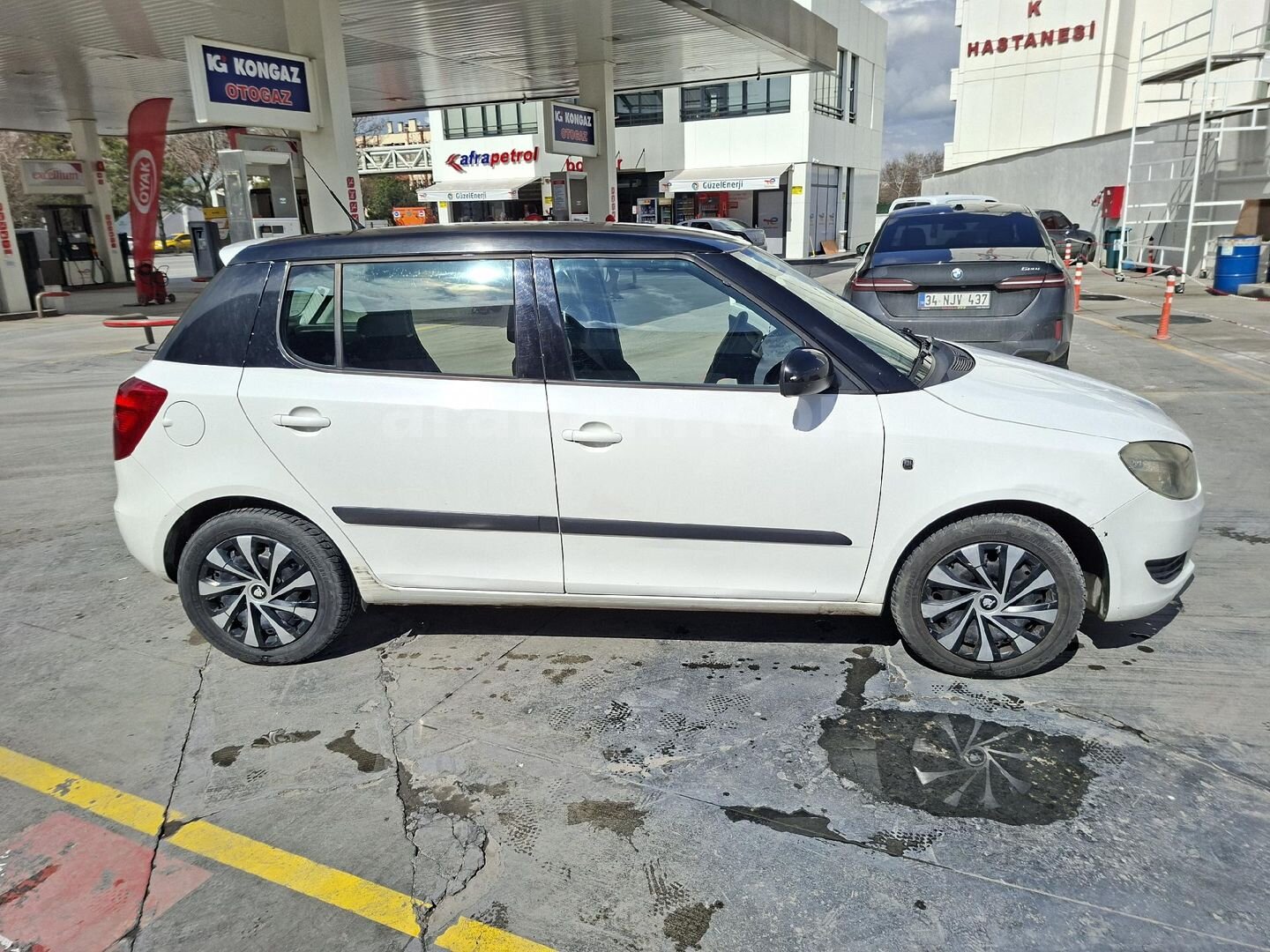Sahibinden Skoda Fabia 1.4 Ambiente 2010 Model İstanbul 290.000 km Beyaz 3