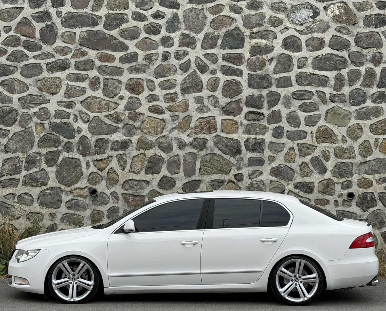 Galeriden Skoda SuperB 1.6 TDI Elegance 2012 Model Trabzon 227.000 km Beyaz 4