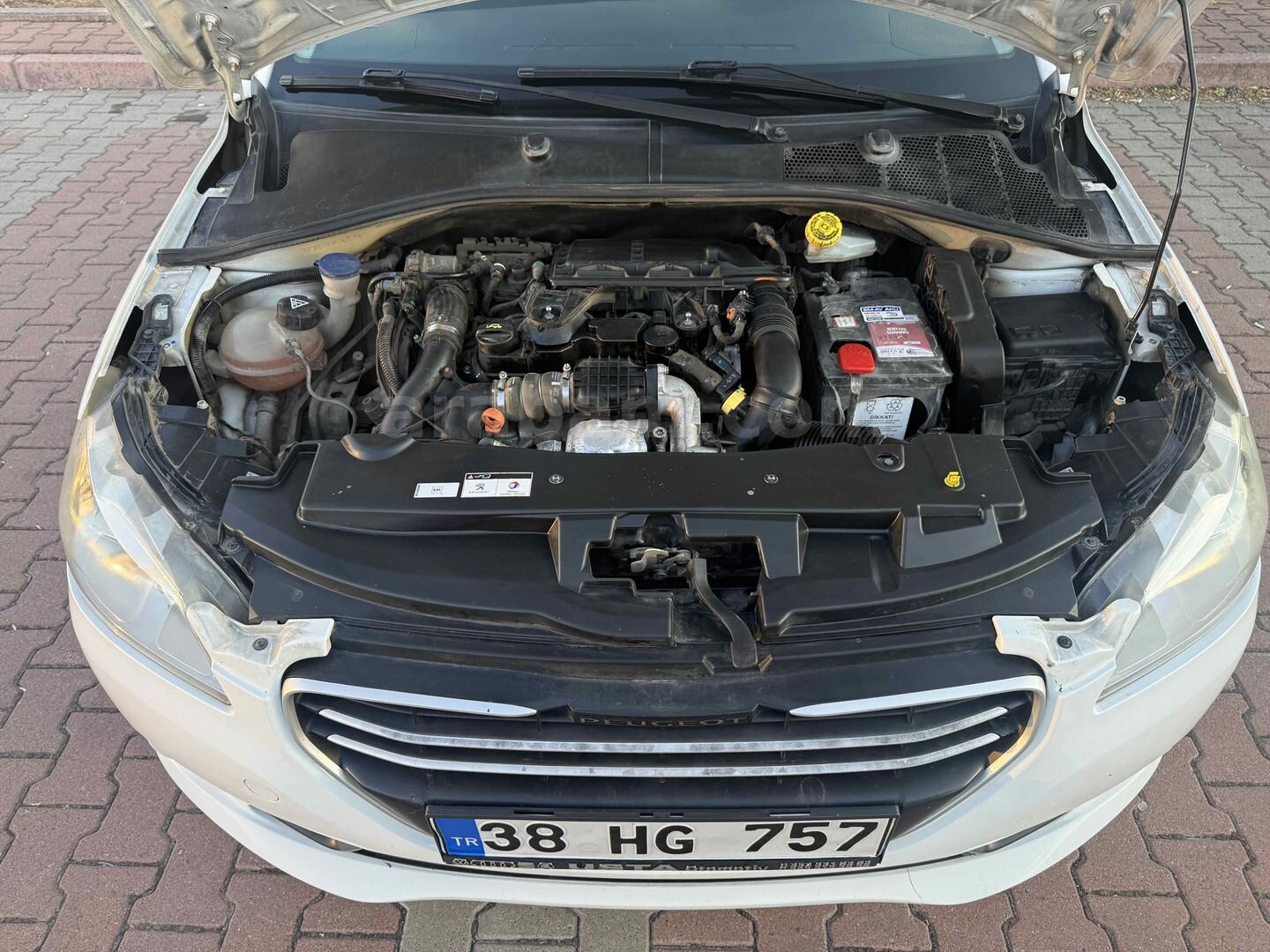 Sahibinden Peugeot 301 1.6 HDi Active 2016 Model Kayseri 195.500 km Beyaz 3