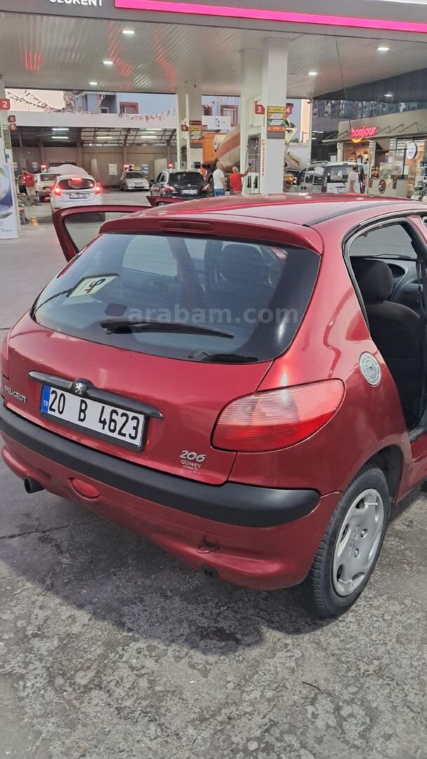 Sahibinden Peugeot 206 1.6 XT 2000 Model İzmir 285.000 km Kırmızı 7