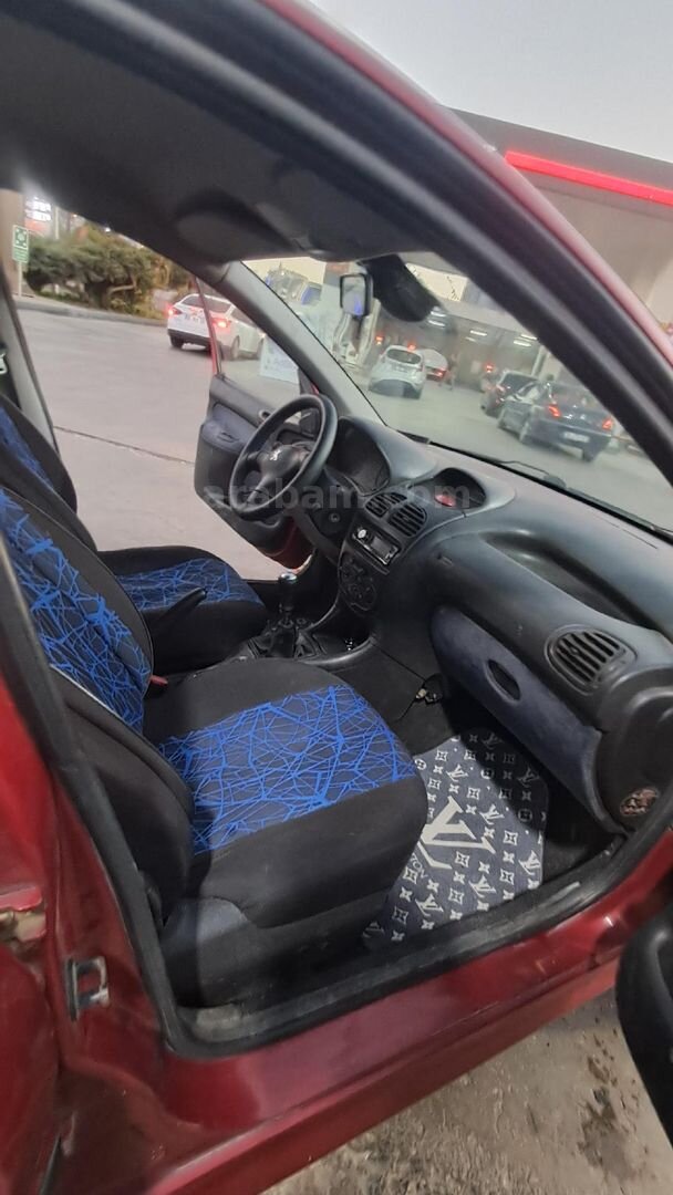 Sahibinden Peugeot 206 1.6 XT 2000 Model İzmir 285.000 km Kırmızı 5